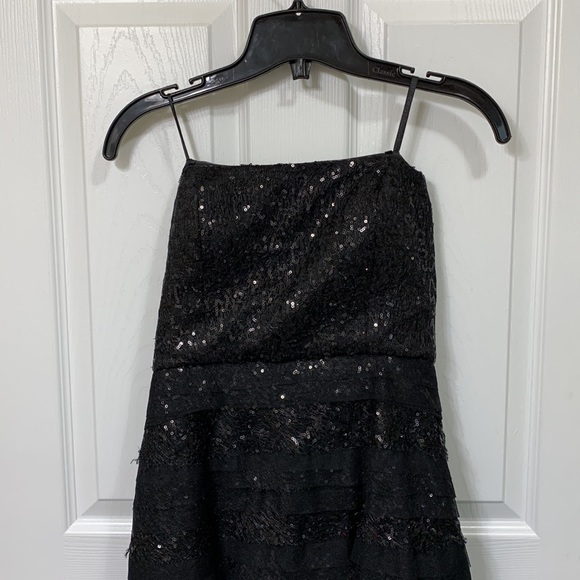 LE CHATEAU Strapless Black Dress - Size Small - Picture 2 of 4